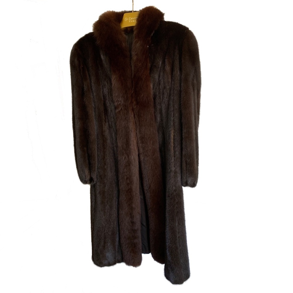 Pristine Mahogany Mink Fur Coat
